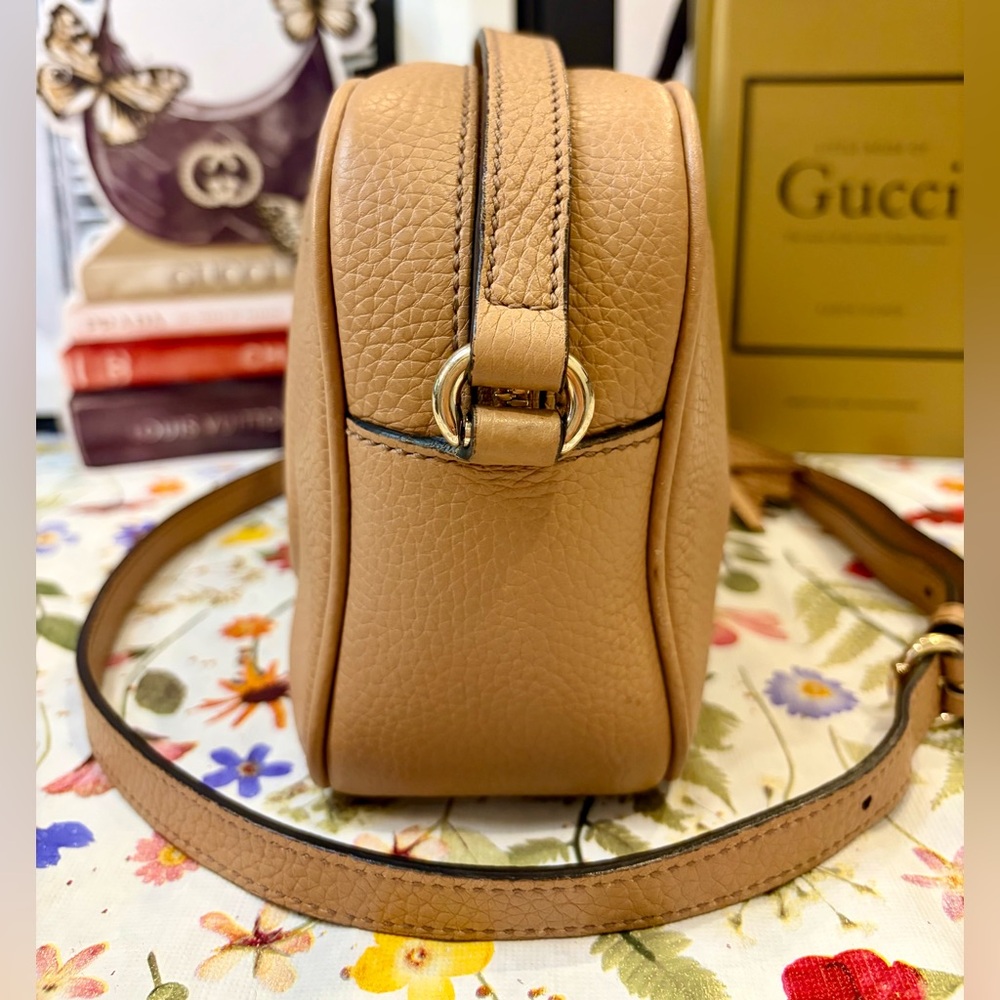 GUCCI Leather Soho Disco Crossbody w/Tassel Unisex/feminine look add Gucci scarf - Picture 8 of 16